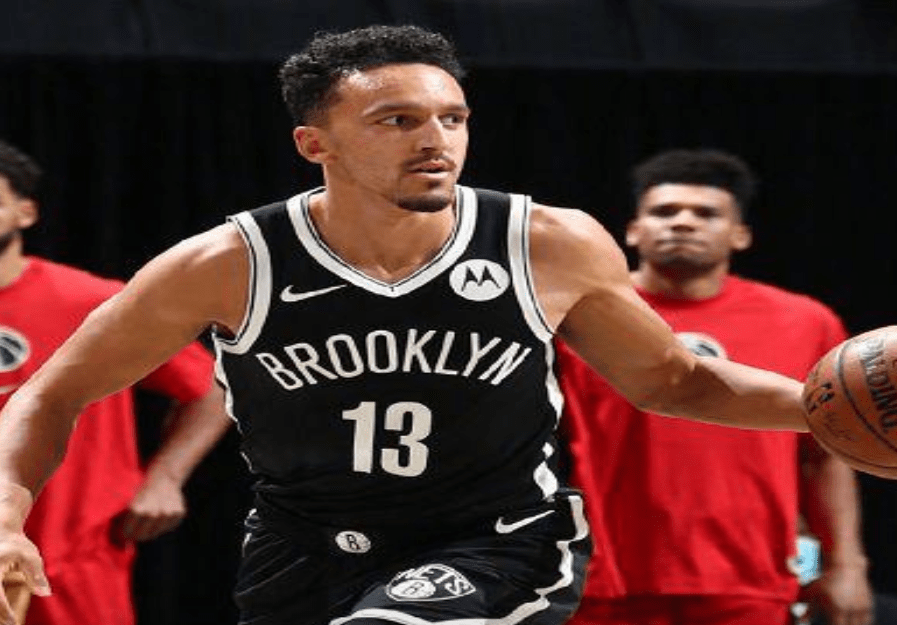 Scout新星战术调整表现惊艳，篮网未来可期！的简单介绍