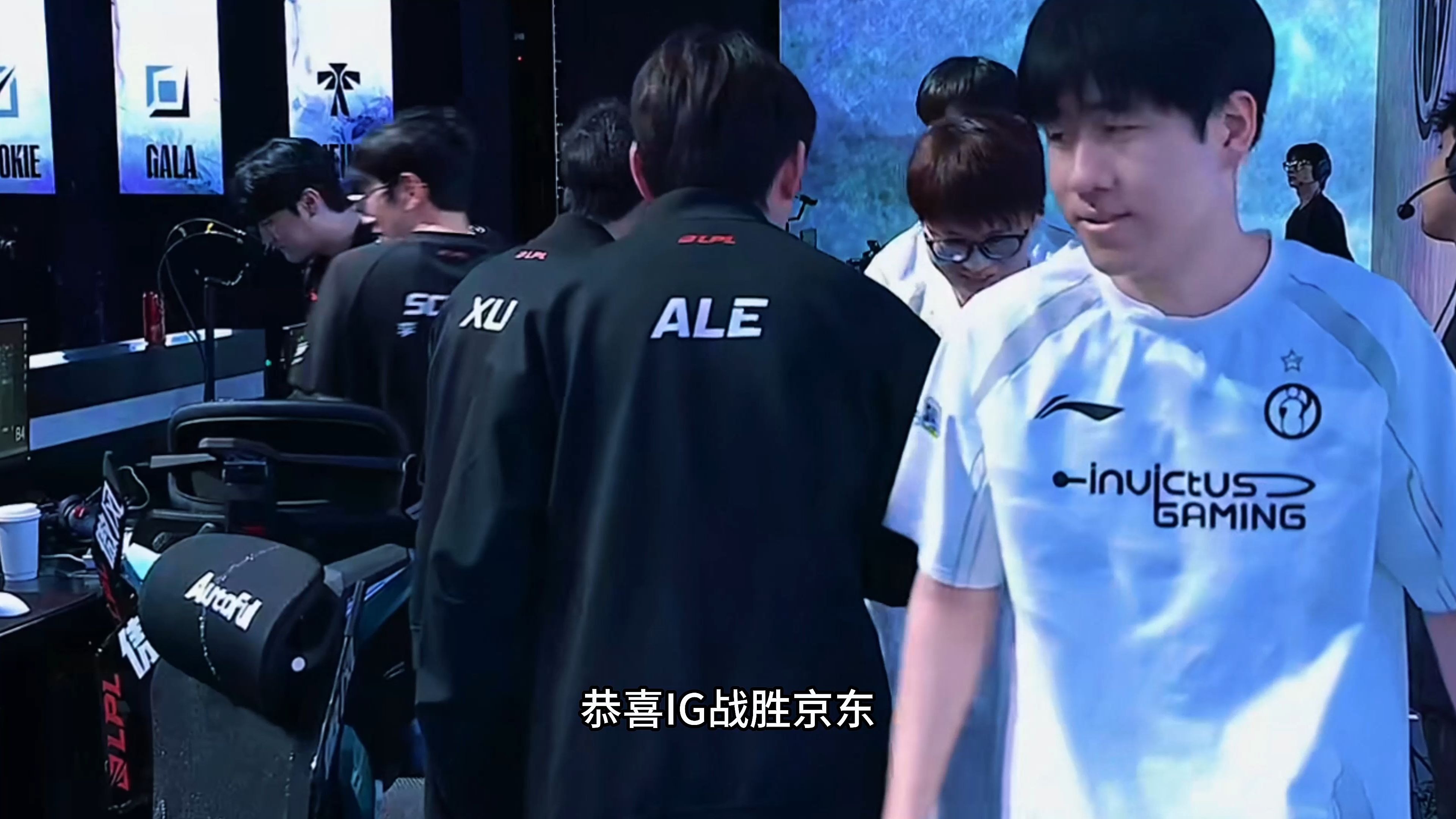 游戏技巧分享包含Scout爆冷击败中国队，关键助攻引爆全场！的词条