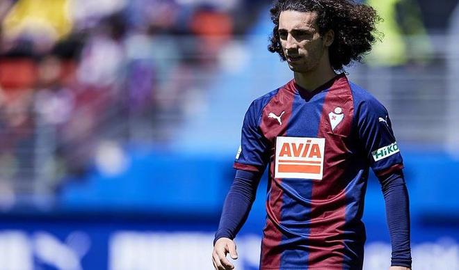 包含西汉姆发布备战花絮,赛后官宣签约,荷甲任务艰巨,年轻球员得到机会的词条 包含西汉姆发布备战花絮,赛后官宣签约,荷甲任务艰巨,年轻球员得到机会的词条