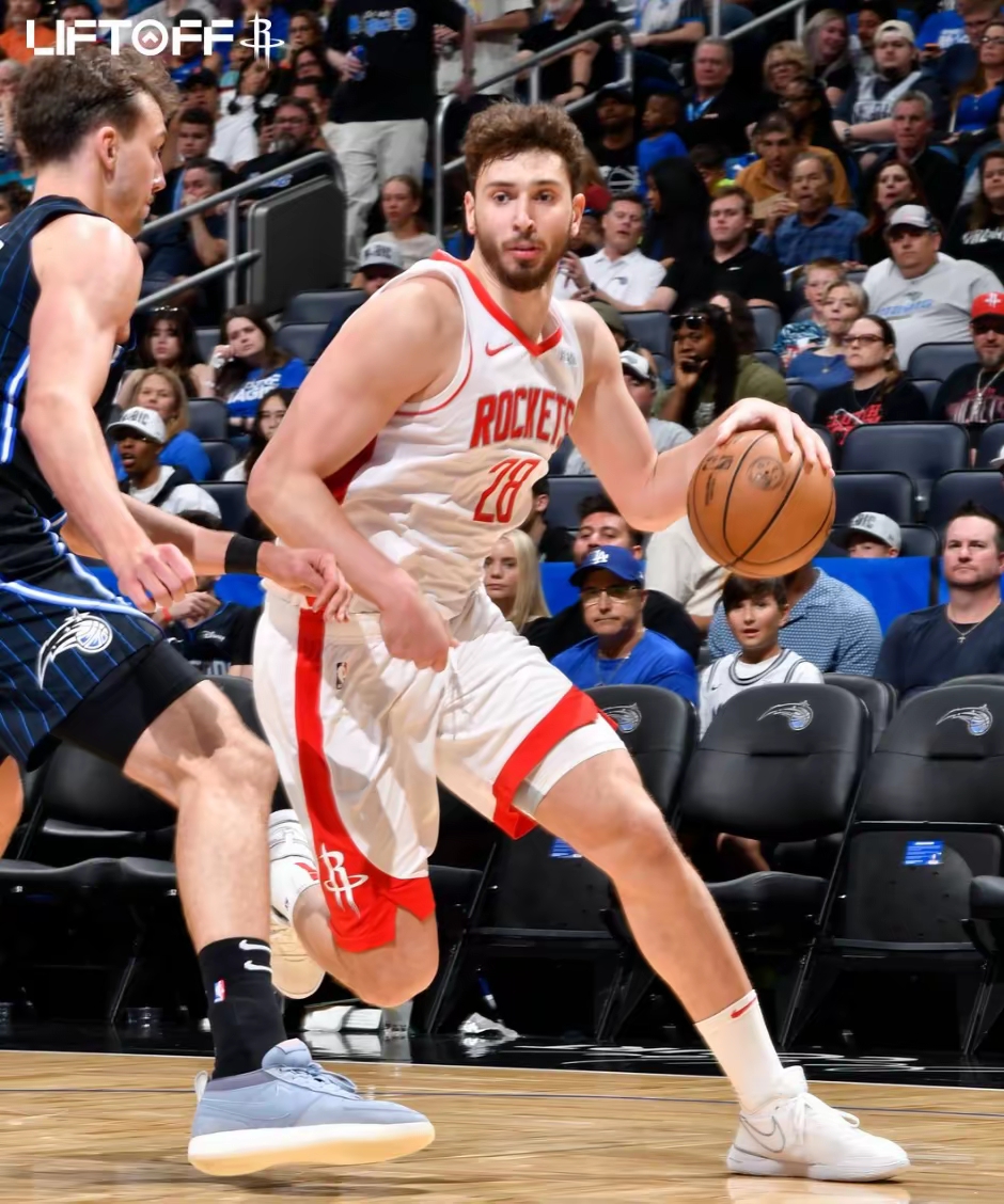 今晨欧超杯焦点战,纽卡斯尔豪取连胜,媒体盛赞,赛程密集仍需轮换的简单介绍 今晨欧超杯焦点战,纽卡斯尔豪取连胜,媒体盛赞,赛程密集仍需轮换的简单介绍