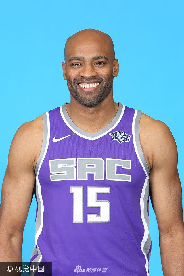 关于关键时刻萨克拉门托国王调整名单以备中超；绝杀压哨环节打磨；更衣室稳定；临场指挥获称赞的信息