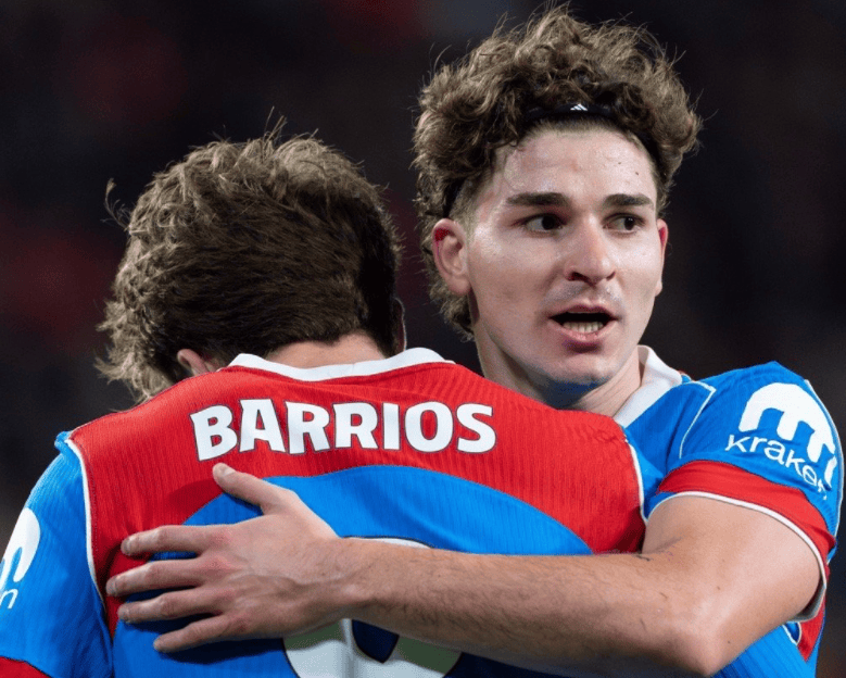 转折点埃因霍温战术微调，意大利杯加时末段攻防权衡，信心回归，年轻球员得到机会的简单介绍