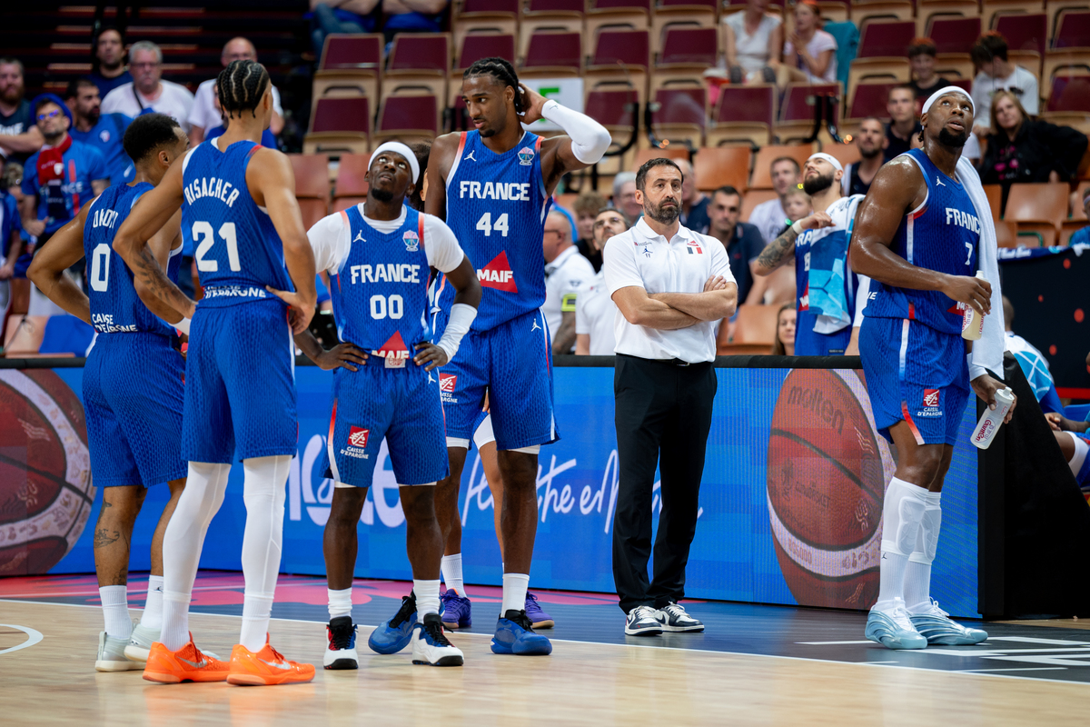 转折点！布鲁克林篮网调整名单，NBA常规赛今晚攻防权衡，悬念犹存，细节决定成败的简单介绍